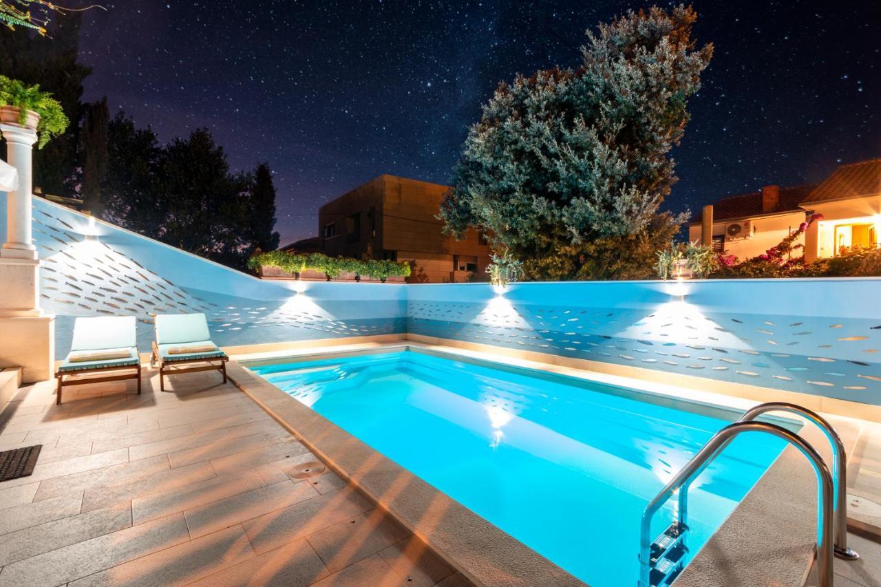 Apartments Villa Camellia - Adults Only سوبيتار المظهر الخارجي الصورة